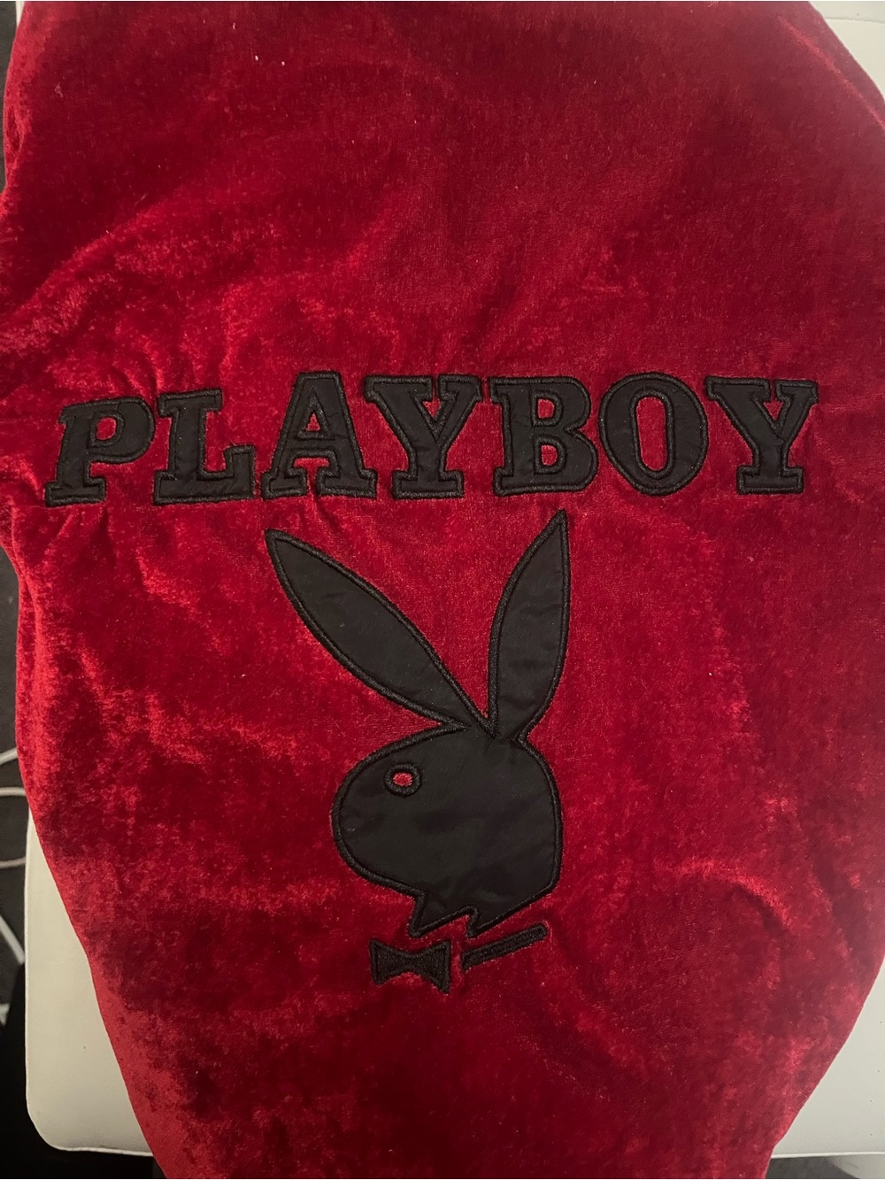 PLAYBOY Red Velvet Patch Logo Pullover